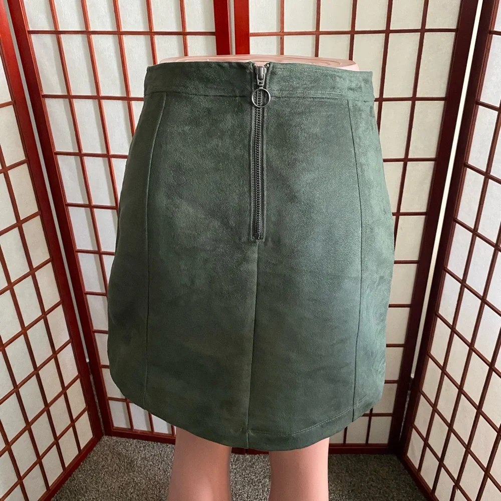 Old navy skirt size 6 green - Picture 2 of 3
